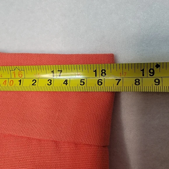 NWT Loft Elegant Coral Button-Accent Skirt SIZE 14. #854 - Picture 5 of 7